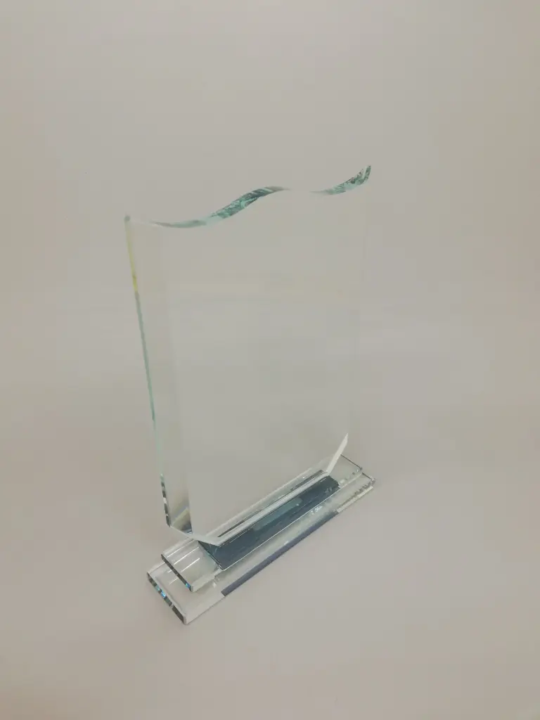 [MA1-002] Crystal Trophy